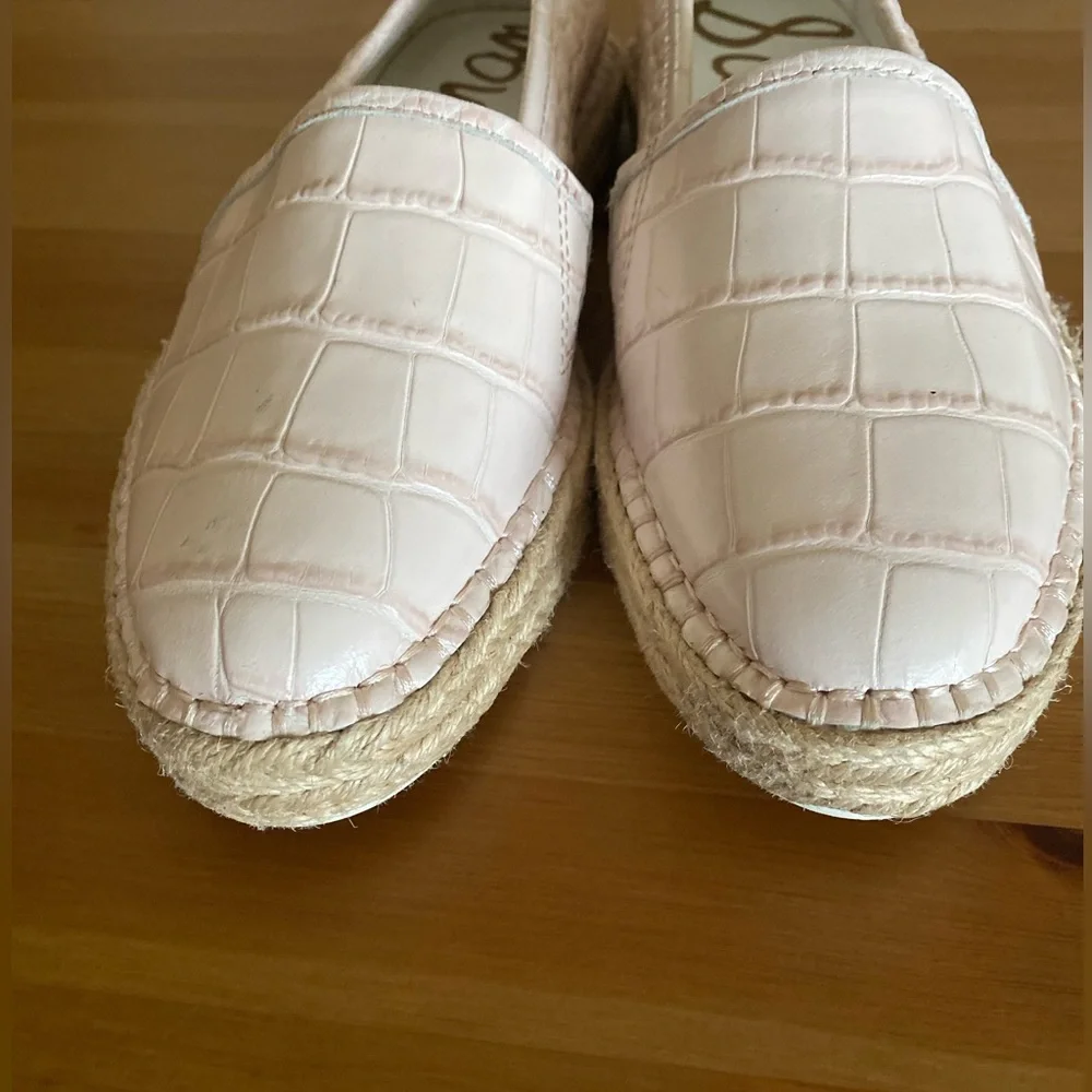Sam Edelman Light Pink Embossed Leather Kesia Espadrille Flat Size 6 NWOT